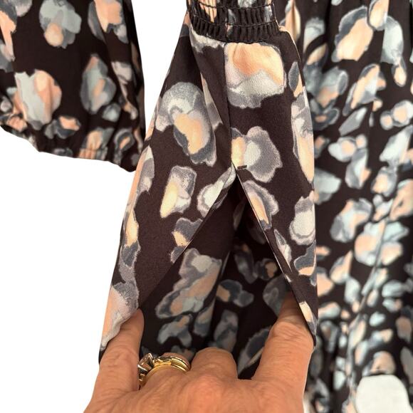 LOFT Black Floral Print 3/4 Sleeve Romper Size XL Pockets - Picture 3 of 7